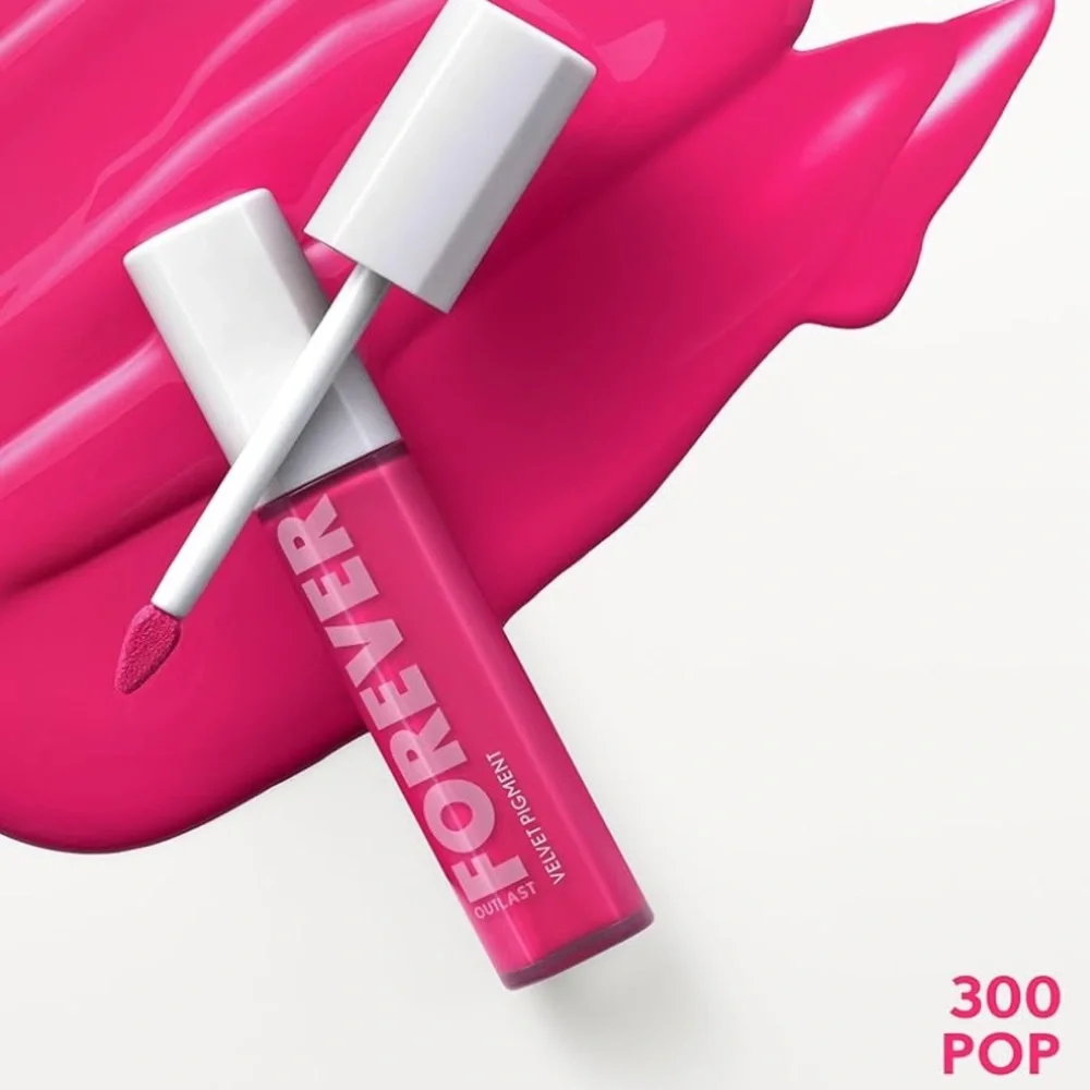 COVERGIRL Outlast Forever Velvet Pigment Lipstick Shade 300 Pop